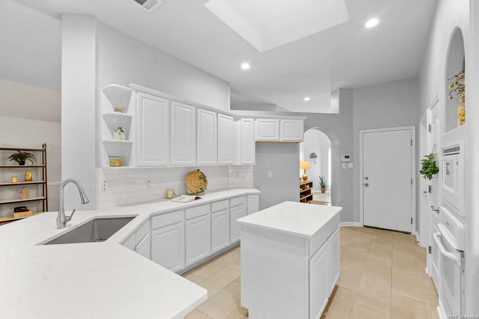 18806 Rogers Pass San Antonio TX 78258