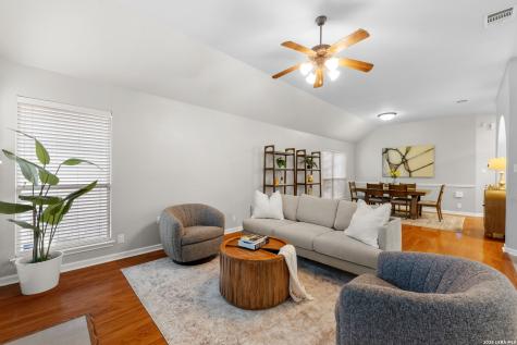 18806 Rogers Pass San Antonio TX 78258