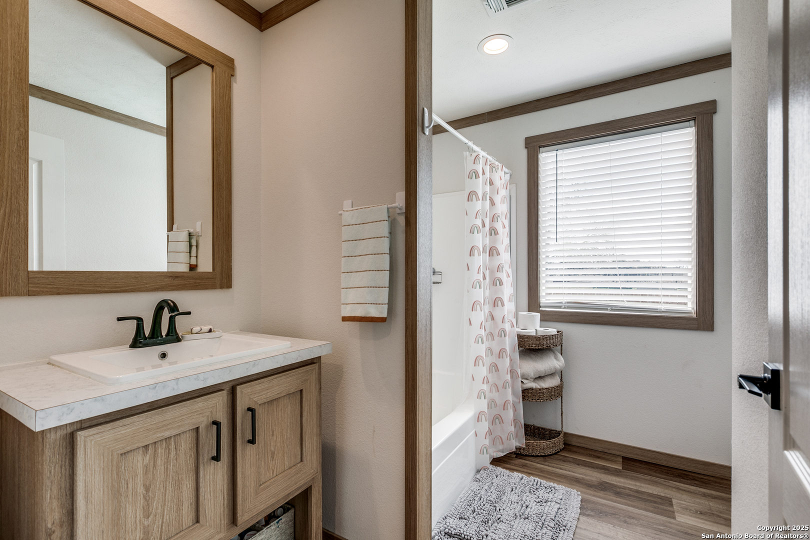 602 E Hunt Street Pleasanton TX 78064