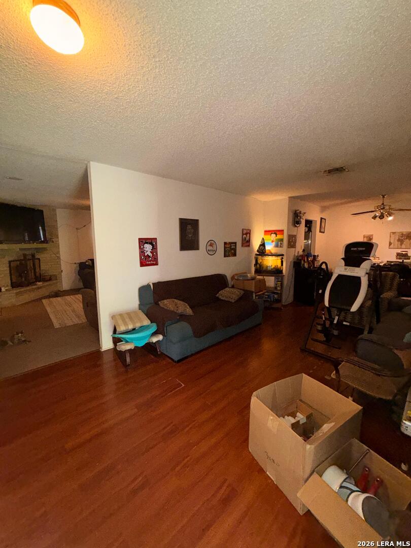 6822 Laguna Verde San Antonio TX 78239