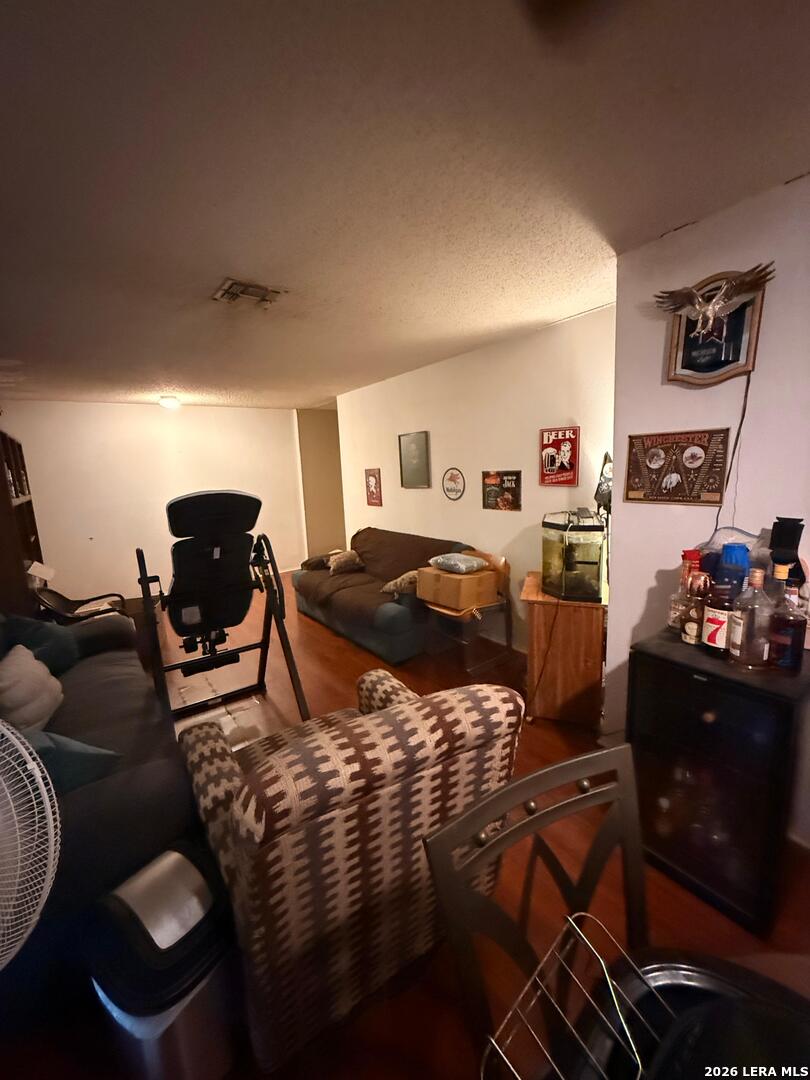 6822 Laguna Verde San Antonio TX 78239