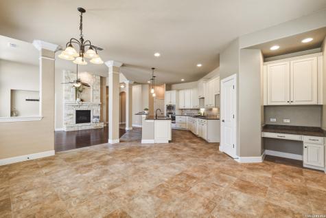 1002 Gazania Hill San Antonio TX 78260