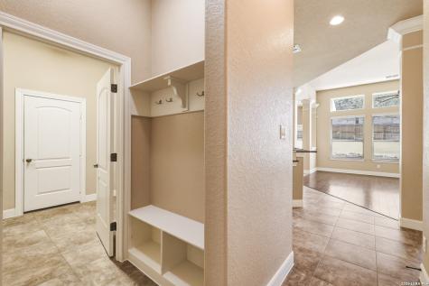 1002 Gazania Hill San Antonio TX 78260
