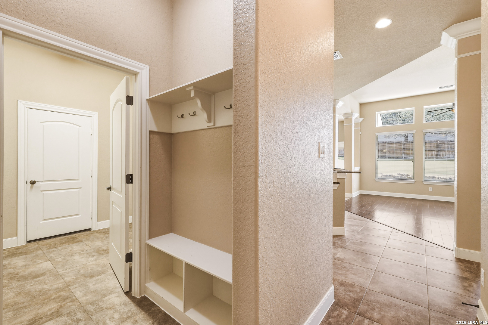 1002 Gazania Hill San Antonio TX 78260