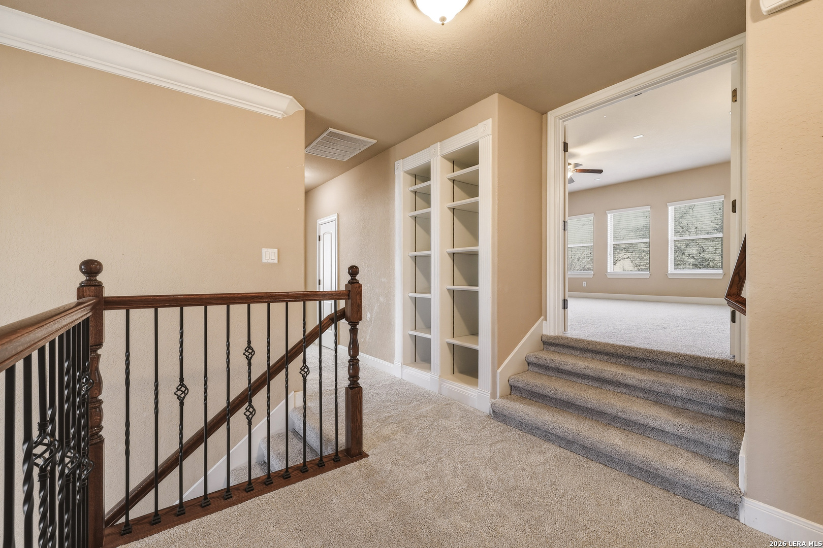 1002 Gazania Hill San Antonio TX 78260