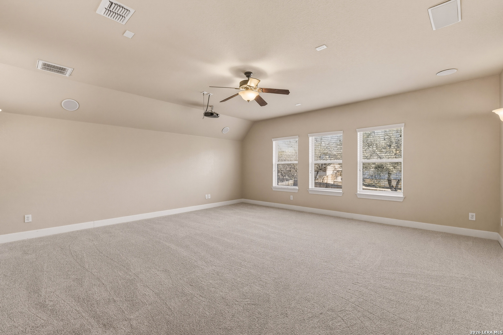 1002 Gazania Hill San Antonio TX 78260