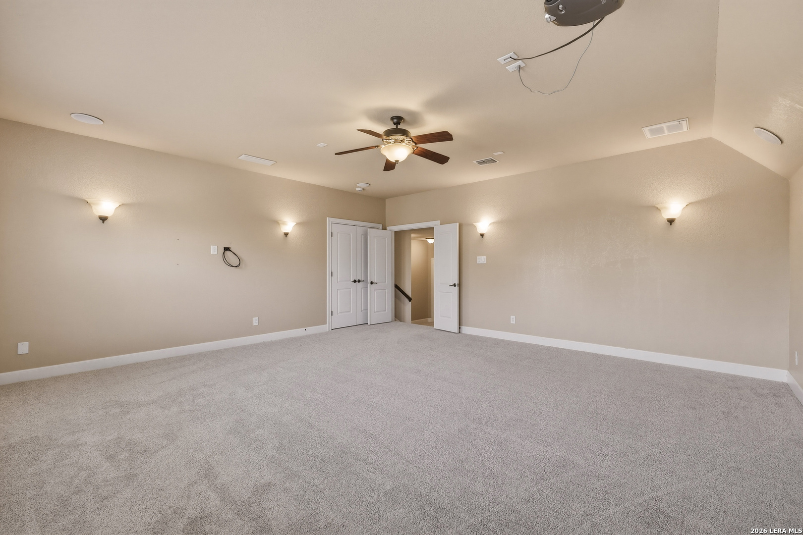 1002 Gazania Hill San Antonio TX 78260