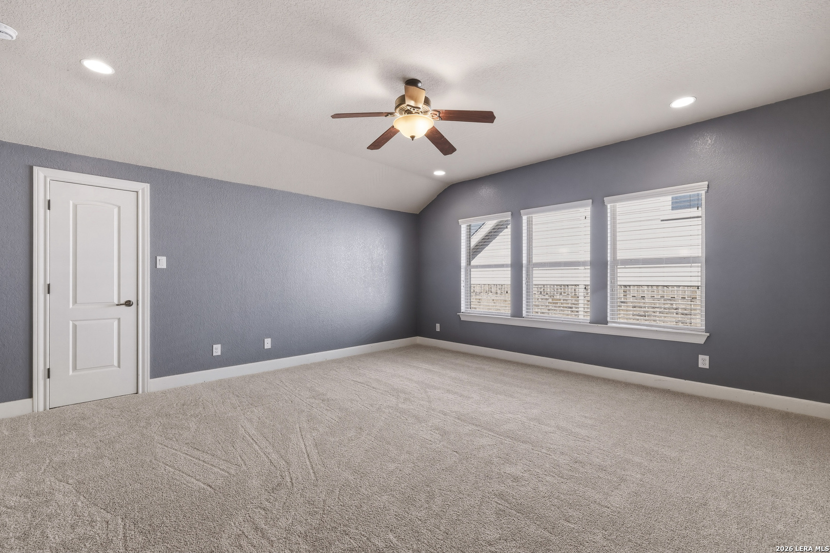 1002 Gazania Hill San Antonio TX 78260