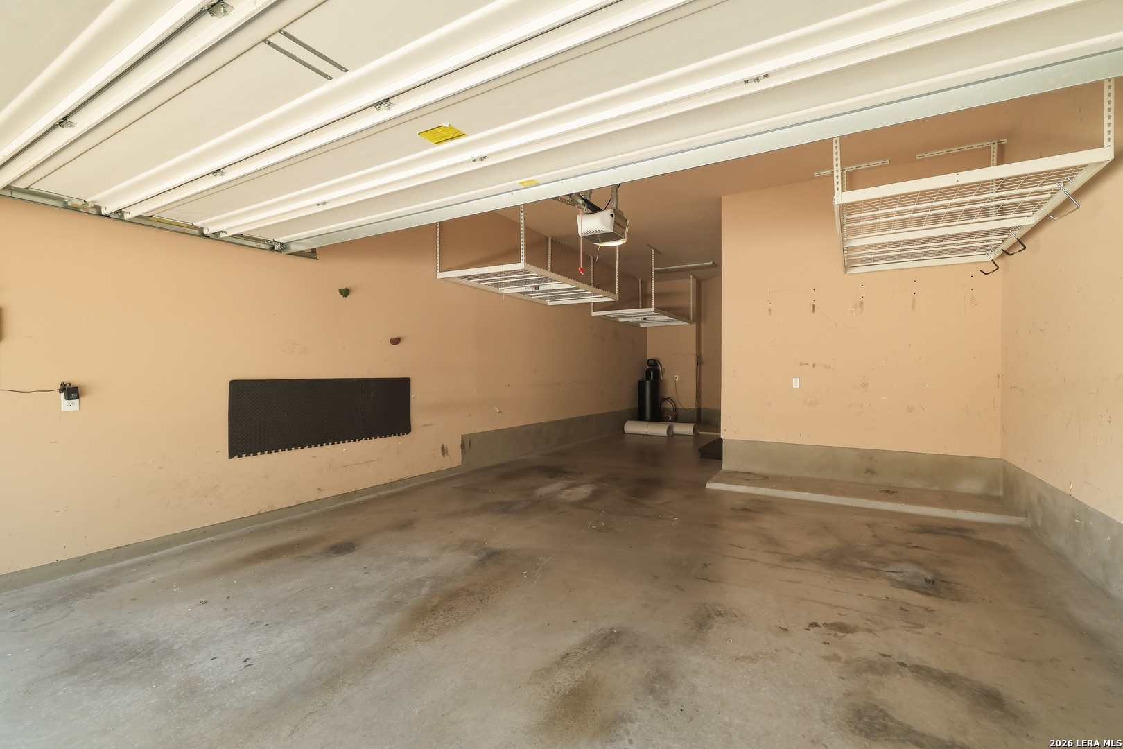 1002 Gazania Hill San Antonio TX 78260
