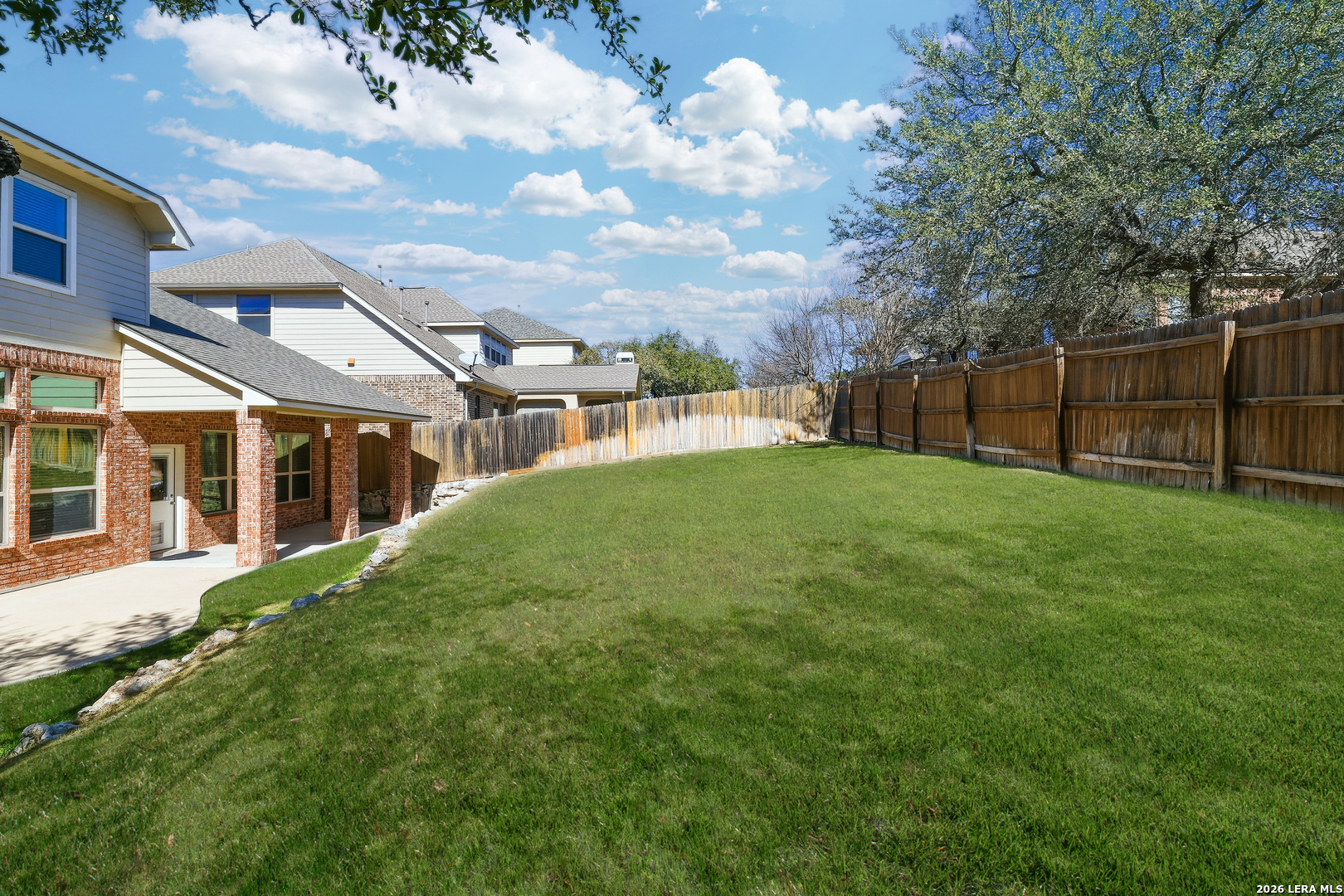 1002 Gazania Hill San Antonio TX 78260