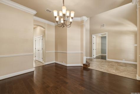 1002 Gazania Hill San Antonio TX 78260