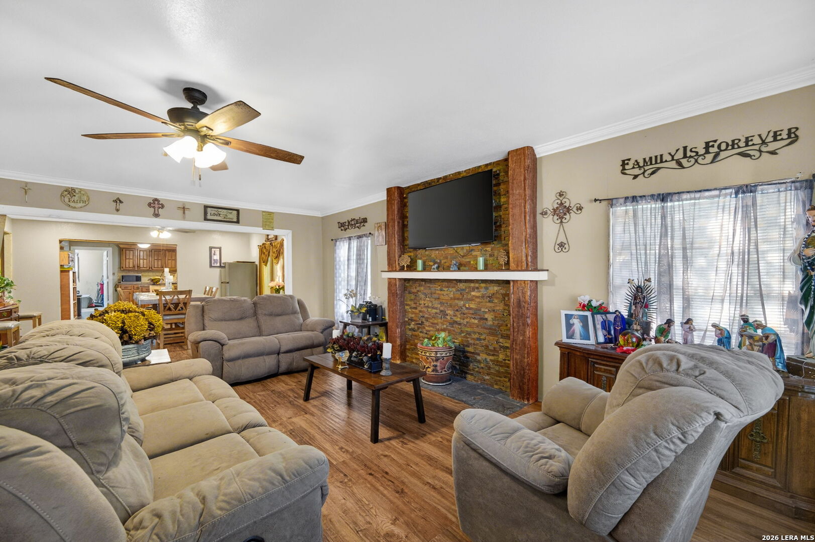 512 Stratford Court San Antonio TX 78223