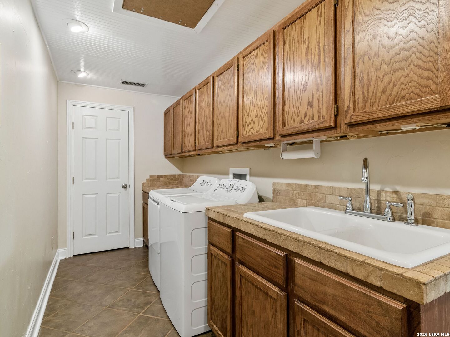 351 E North Street New Braunfels TX 78130