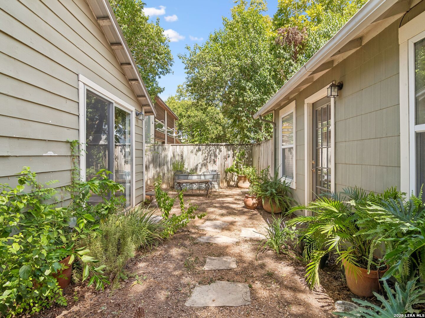 351 E North Street New Braunfels TX 78130