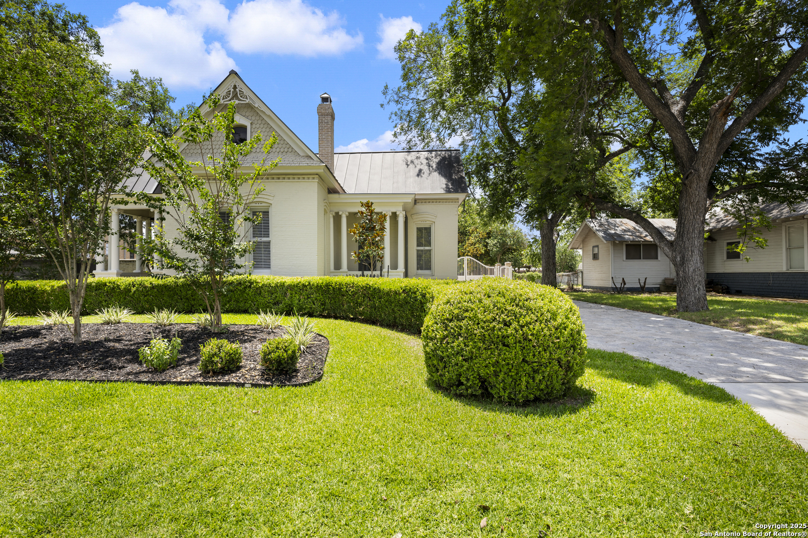 477 W Mill Street New Braunfels TX 78130