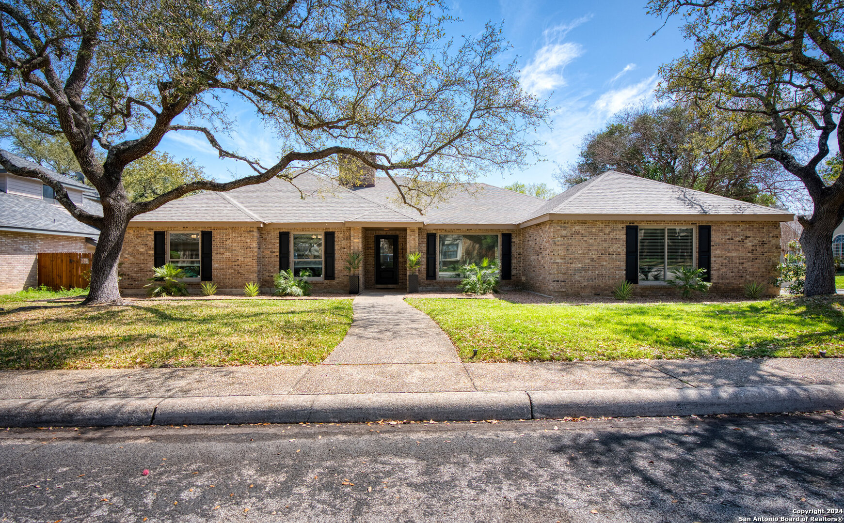 1618 Wolf Crest San Antonio TX 78248