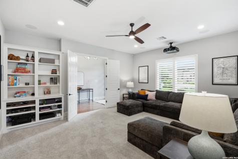 3838 Luz Del Faro San Antonio TX 78261