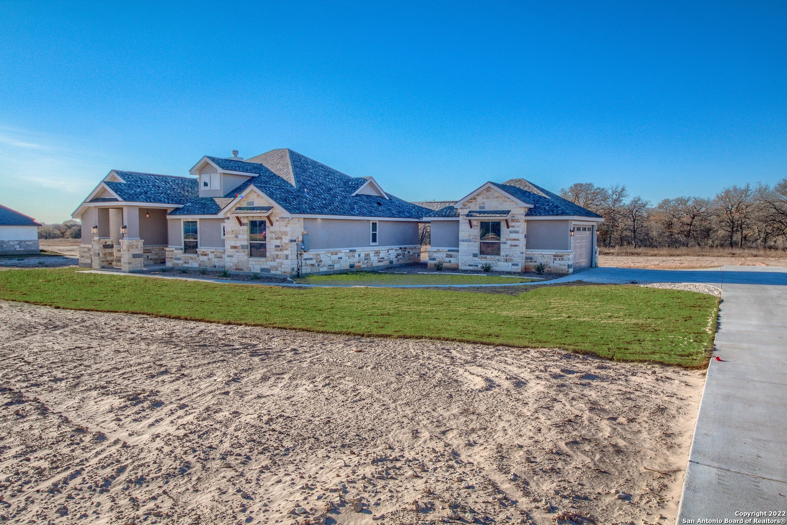 113 Ranchers Way Floresville TX 78114