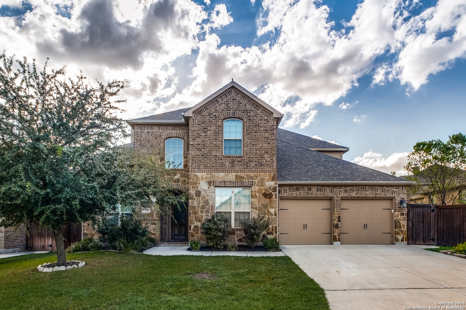 7623 Rushing Creek San Antonio TX 78254