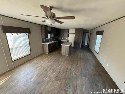 131 Shoshoni Smithville TX 78957