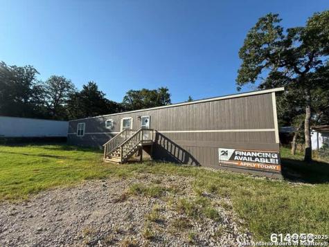 131 Shoshoni Smithville TX 78957