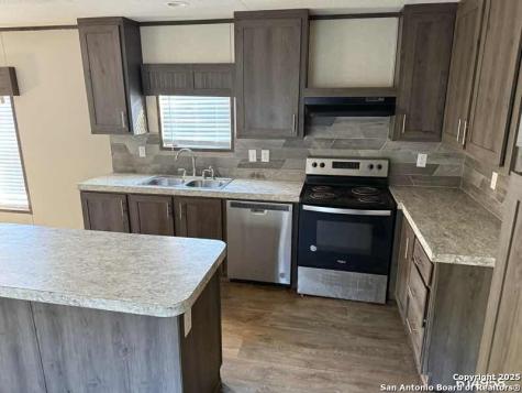 131 Shoshoni Smithville TX 78957