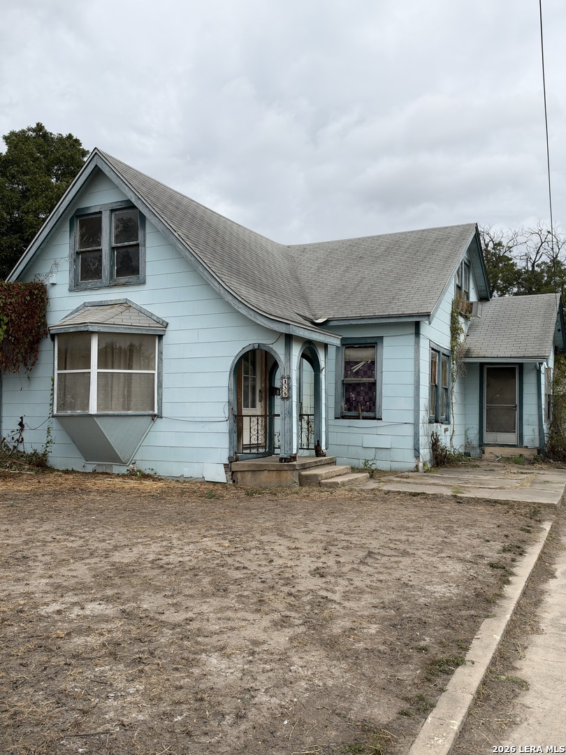 135 E Mayfield San Antonio TX 78214