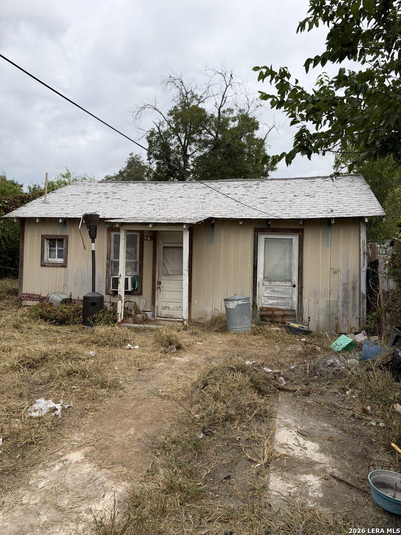 135 E Mayfield San Antonio TX 78214