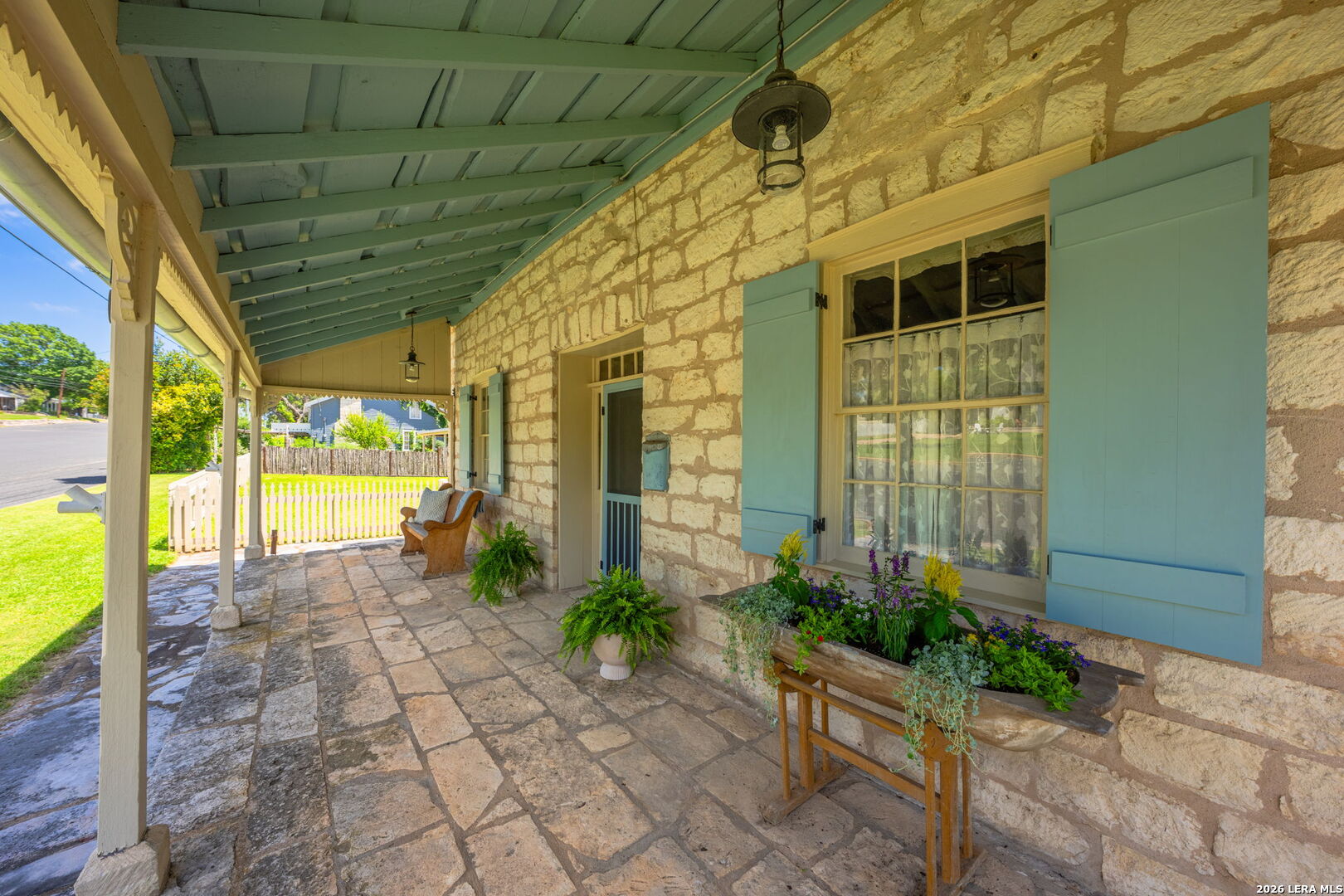 419 W San Antonio Street Fredericksburg TX 78624