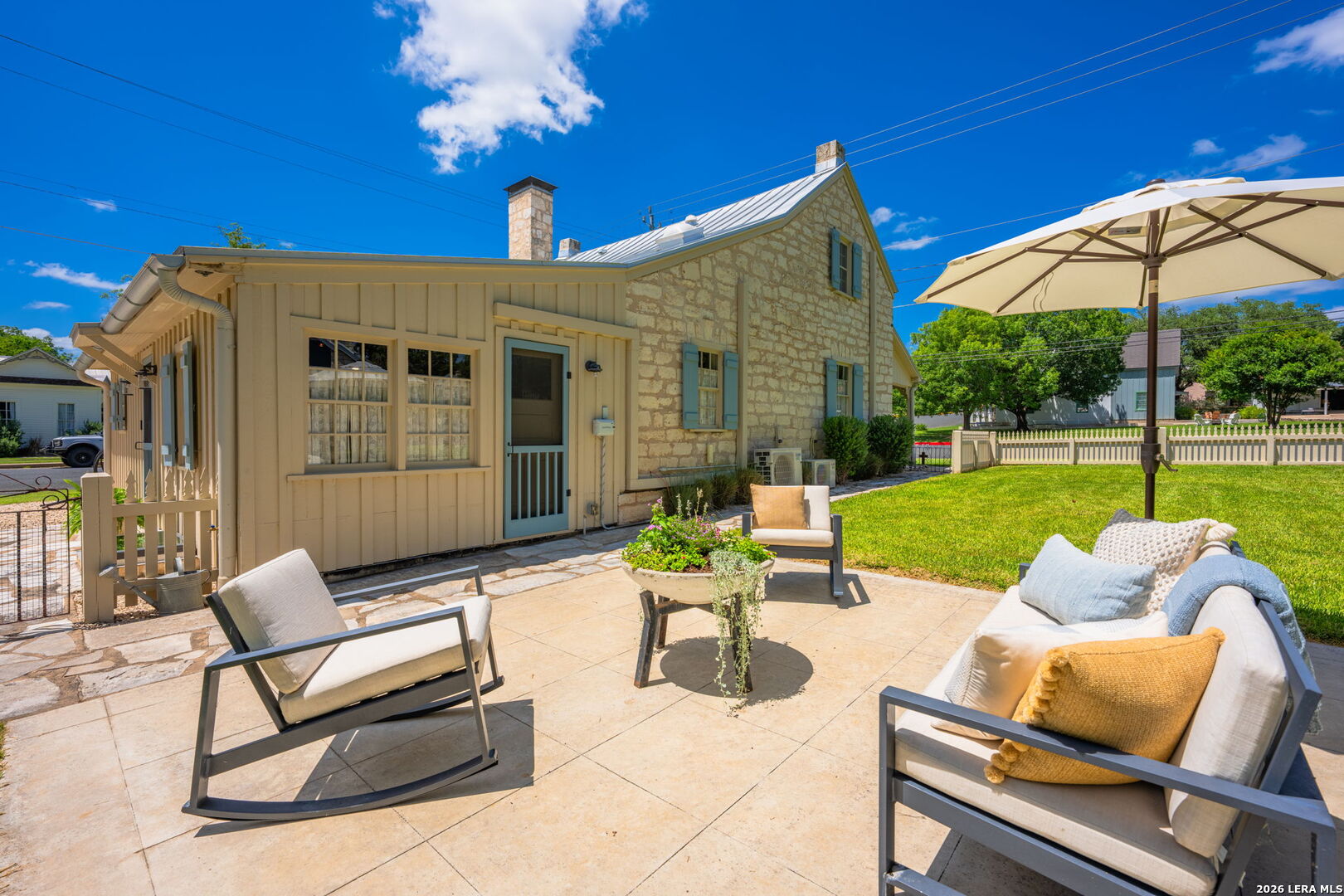 419 W San Antonio Street Fredericksburg TX 78624