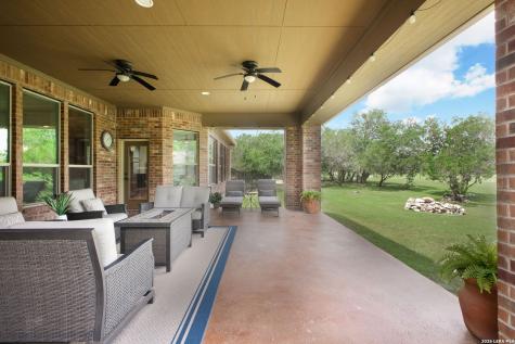 10807 Zedernholz Run New Braunfels TX 78132