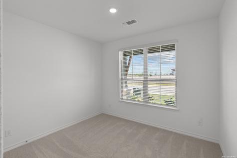 118 Thorny Grove San Antonio TX 78253