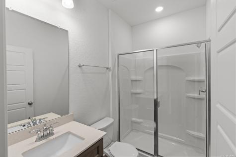 118 Thorny Grove San Antonio TX 78253
