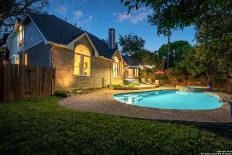 13502 Queensland San Antonio TX 78232