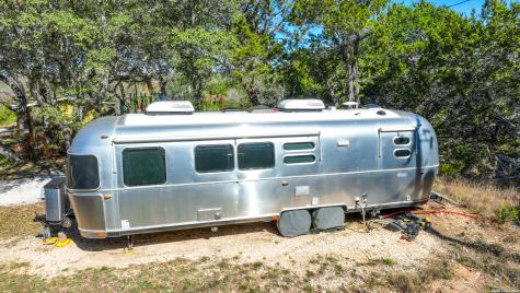 713 Lake Forest Road Pipe Creek TX 78063