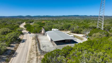 713 Lake Forest Road Pipe Creek TX 78063