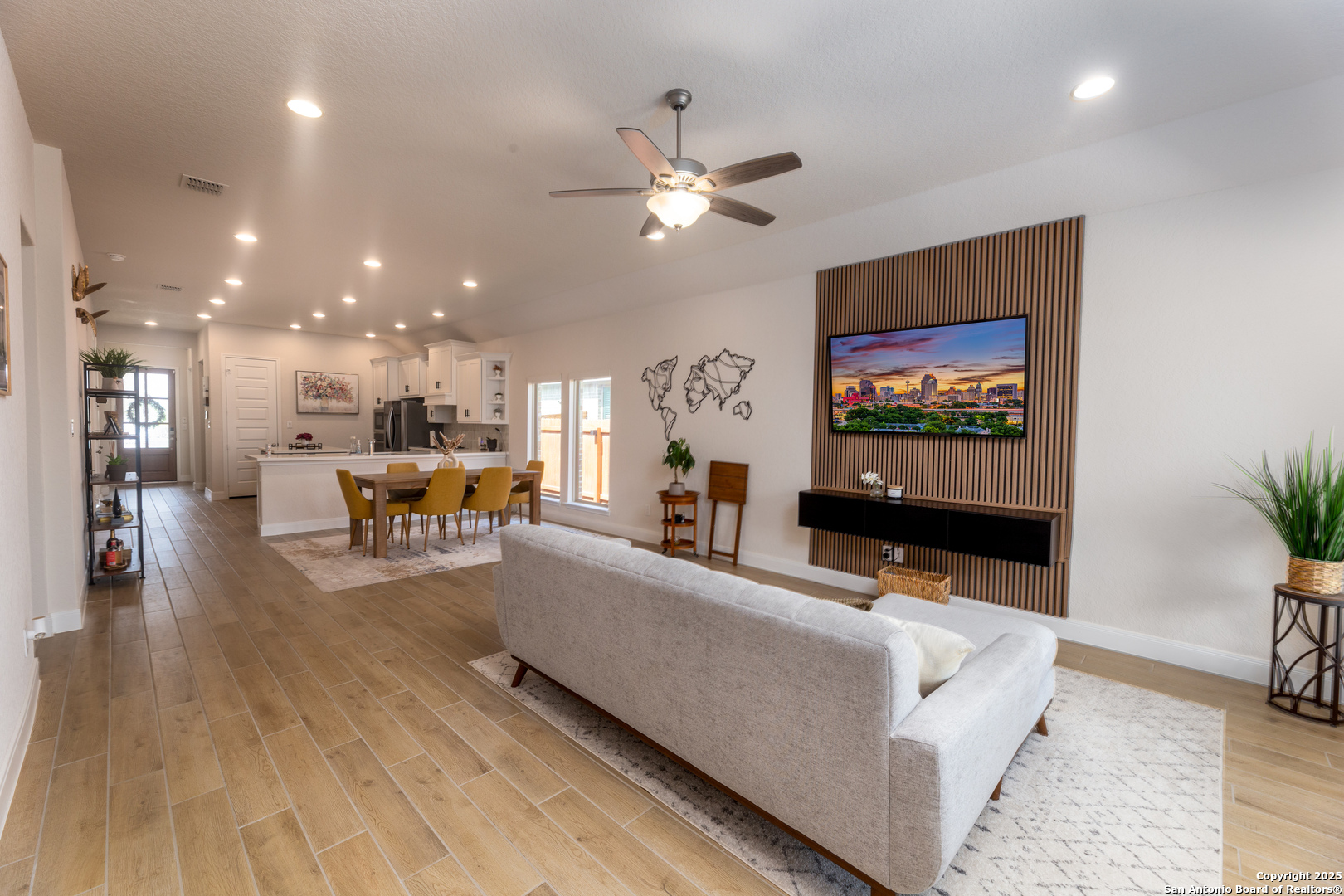 2614 Suncadia San Antonio TX 78245