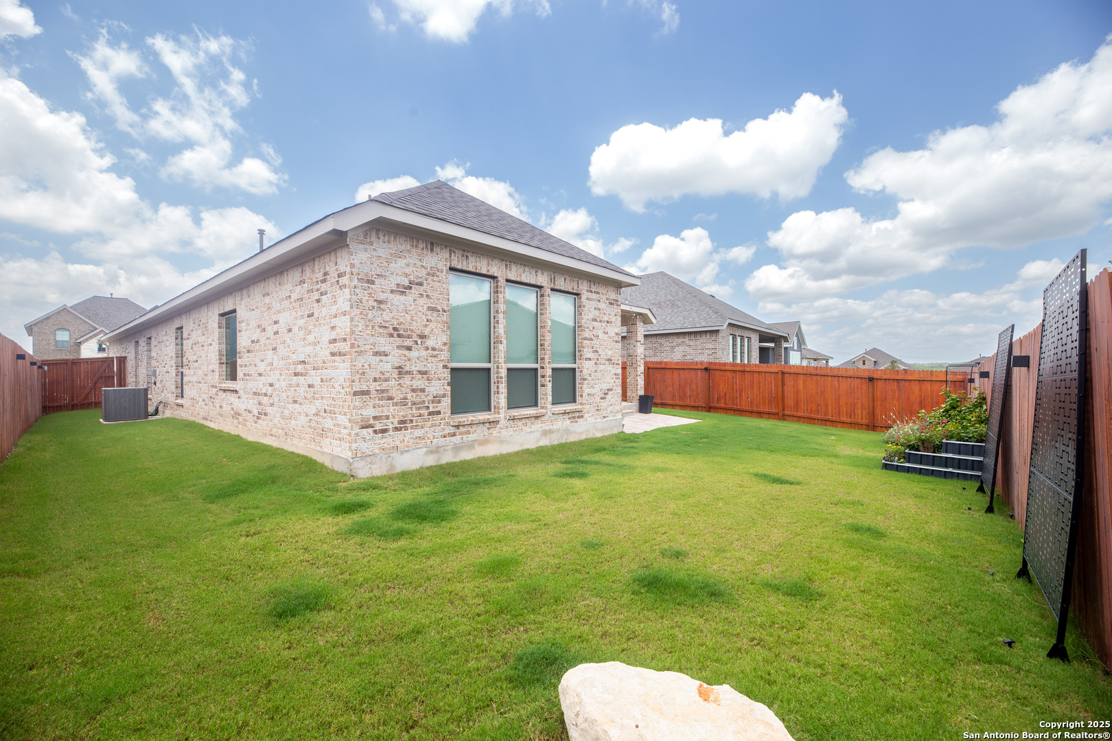2614 Suncadia San Antonio TX 78245