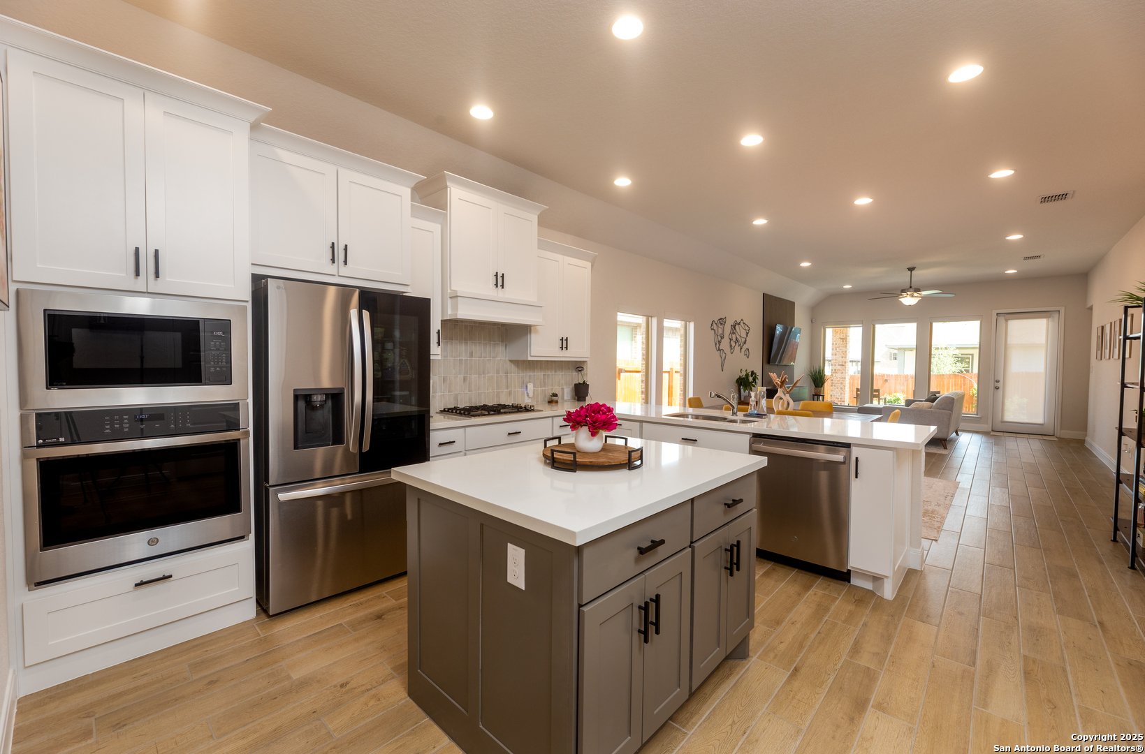 2614 Suncadia San Antonio TX 78245