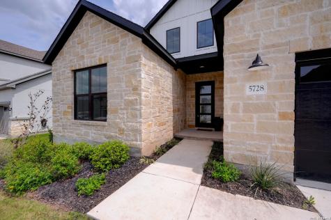 5728 Tug Point New Braunfels TX 78130