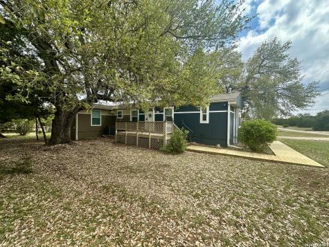 261 Pr 1514 Bandera TX 78003