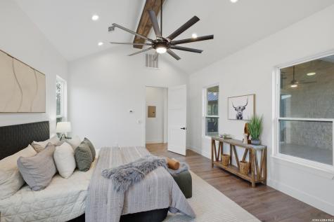 101 C Chisholm Blanco TX 78606
