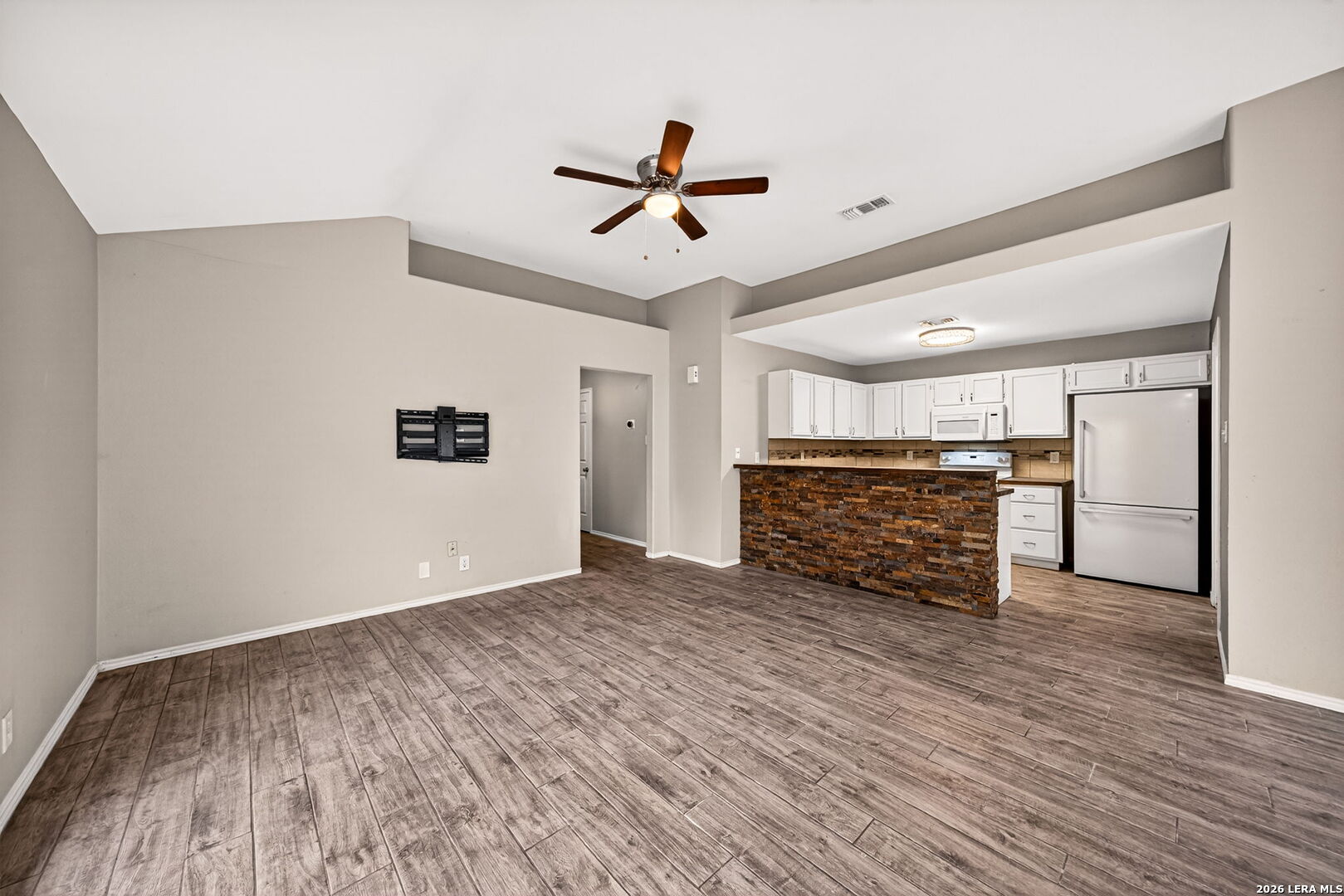 8534 Sir Galahad San Antonio TX 78240