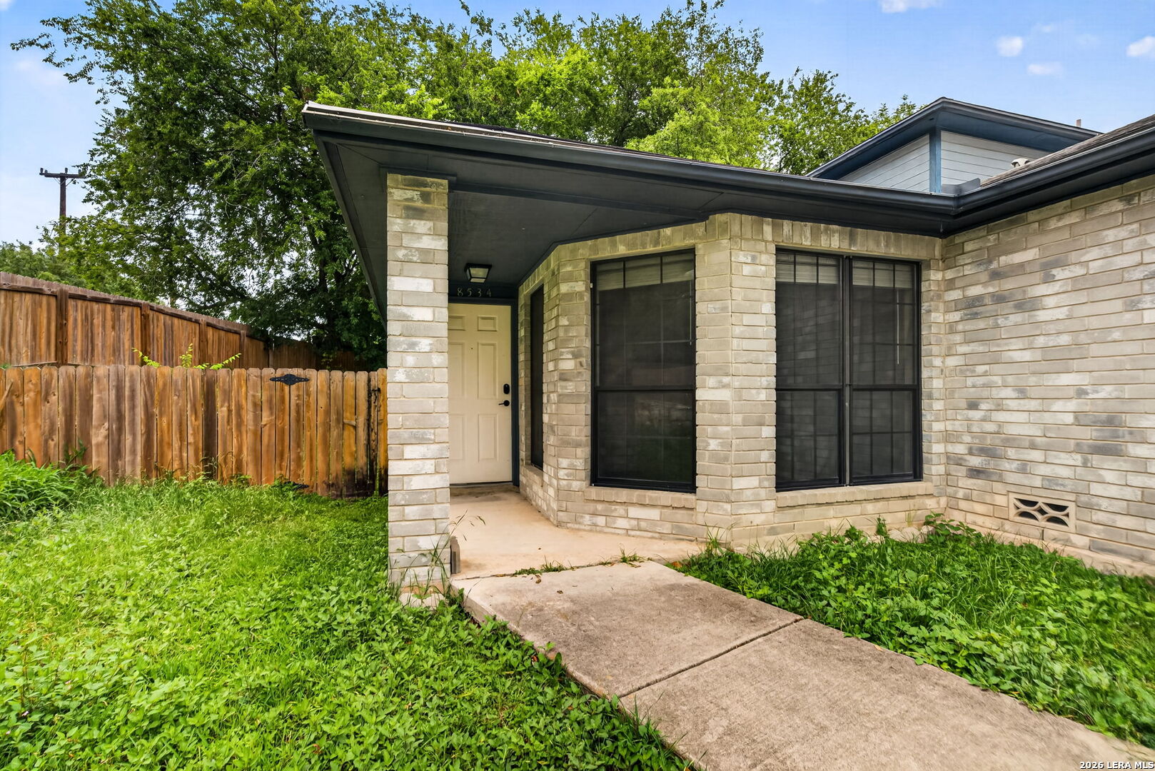 8534 Sir Galahad San Antonio TX 78240