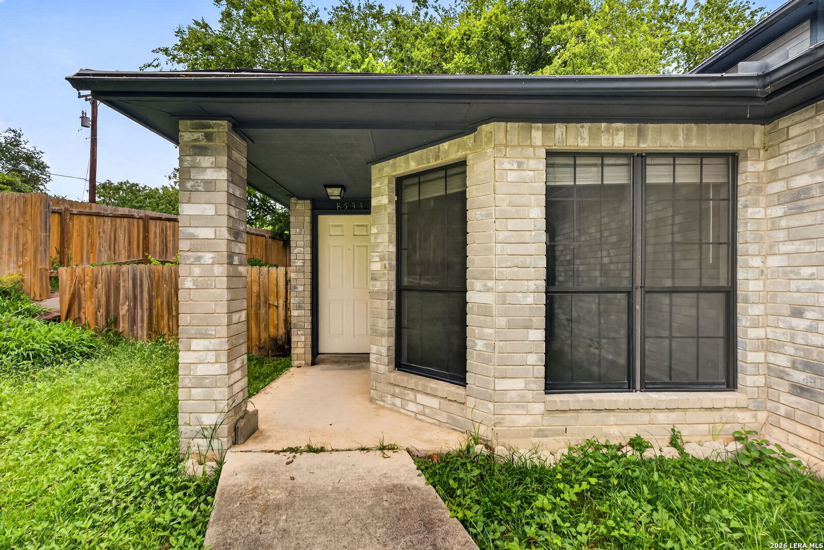 8534 Sir Galahad San Antonio TX 78240