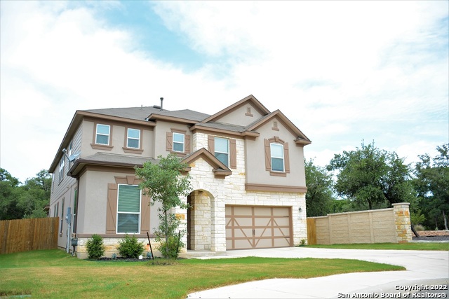 8027 Stalemate Cove San Antonio TX 78254