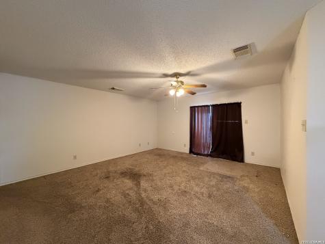 8349 Morning Grove Converse TX 78109