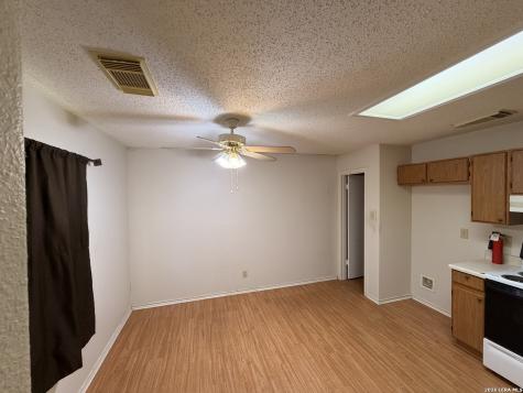 8349 Morning Grove Converse TX 78109