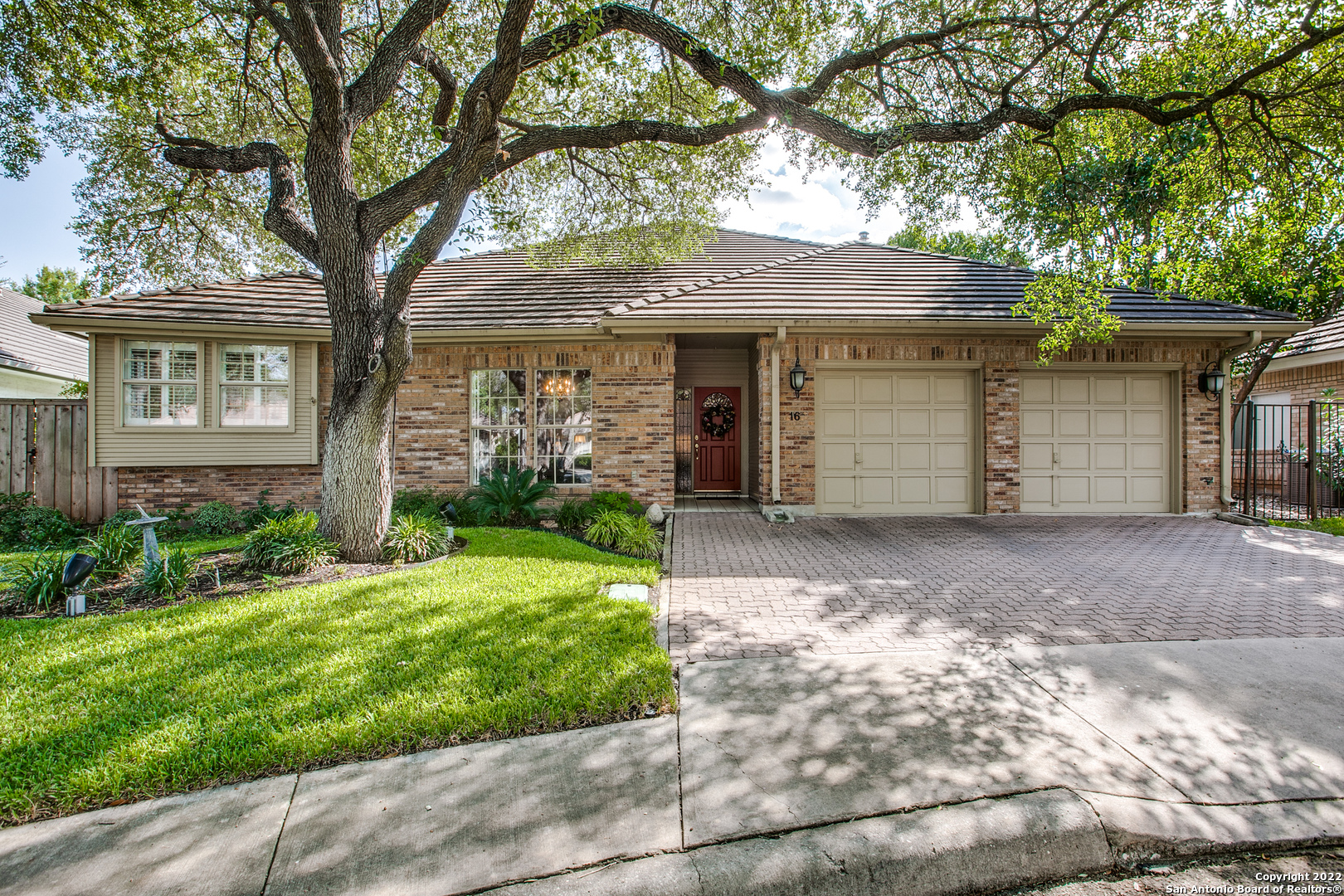 16 Cheshire Court San Antonio TX 78218