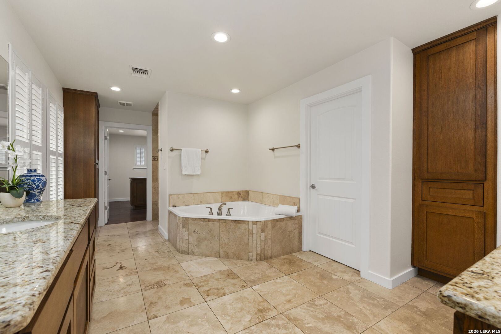 2126 E Lawndale Drive San Antonio TX 78209